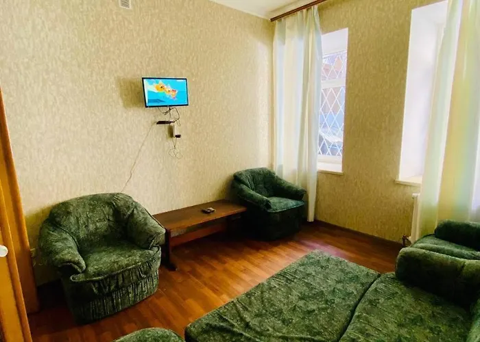 біля жд вокзалу 5 спальних місць Odesa