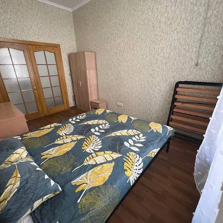 Appartement біля жд вокзалу 5 спальних місць *