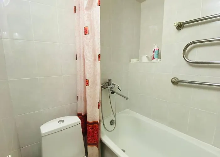 біля жд вокзалу 5 спальних місць Appartement *